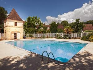 Beautiful holiday home near the forest, cleaning included à Carsac-Aillac